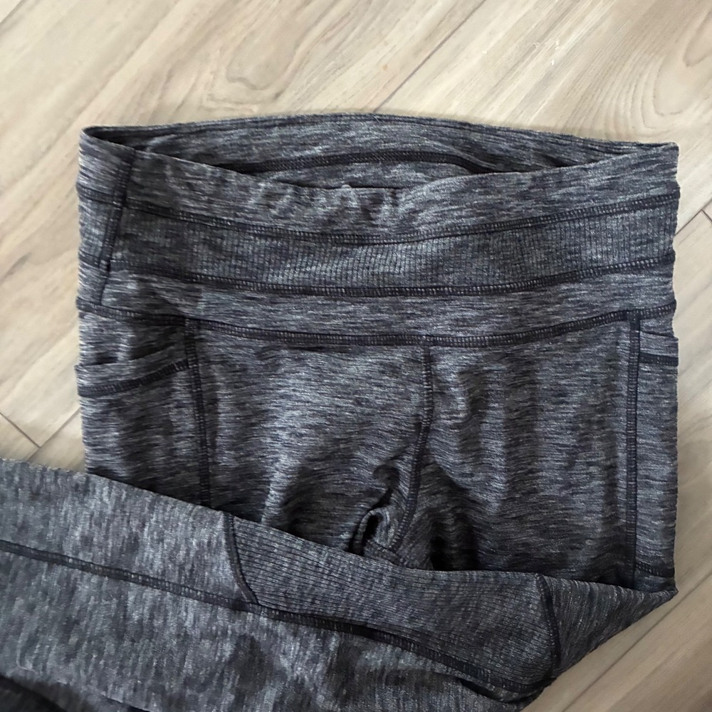 Athleta Excursion Gray Heathered Ribbed Jogger At… - image 3